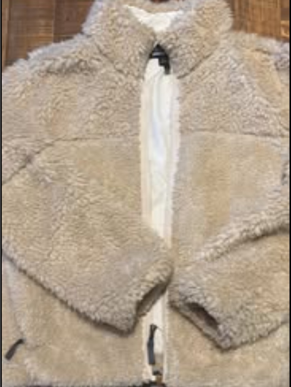 Womans Cozy Sherpa Jacket - Beige